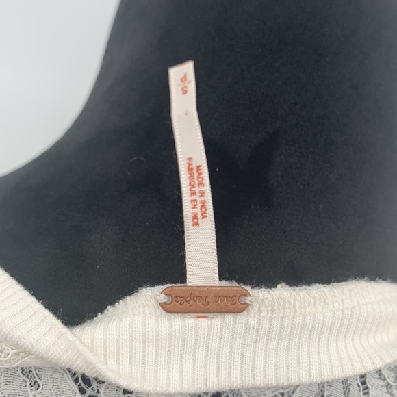 Free People Top White Lace size Small - Picture 9 of 9